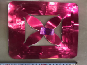 H11 שרשרת צבעונית מרובעת